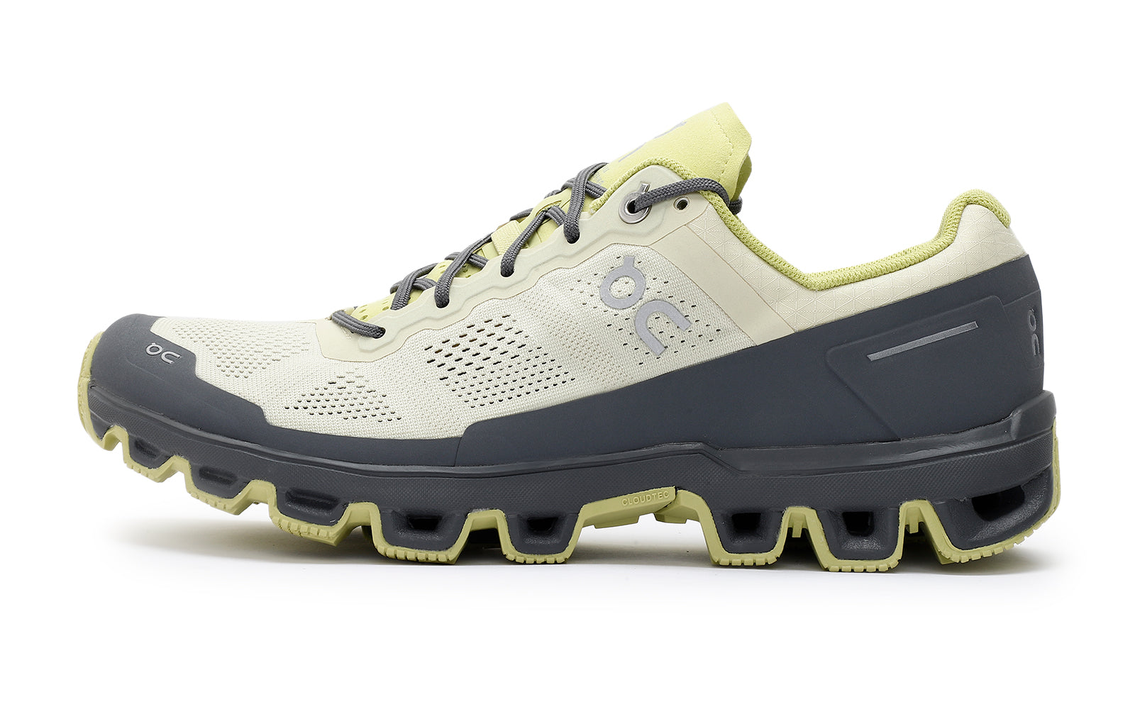 ON RUNNING Cloudventure 2