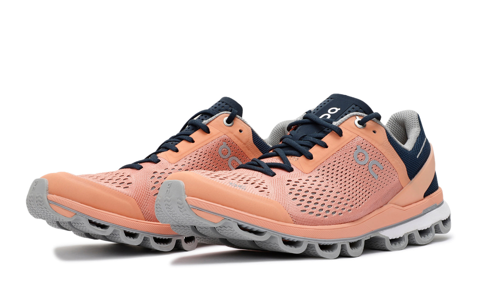 ON RUNNING Cloudsurfer 5